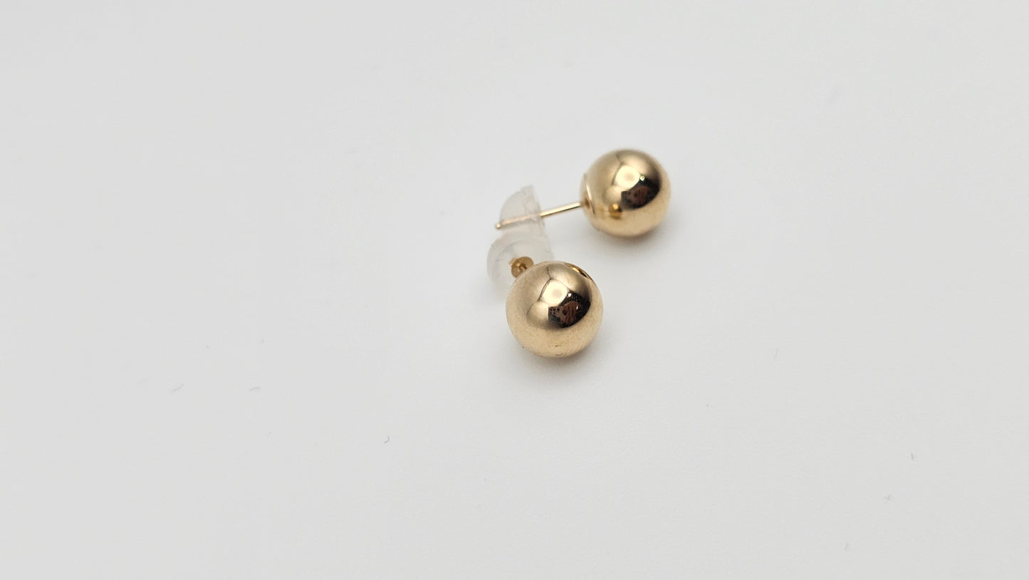 14kt 8mm Gold Ball Stud Earrings