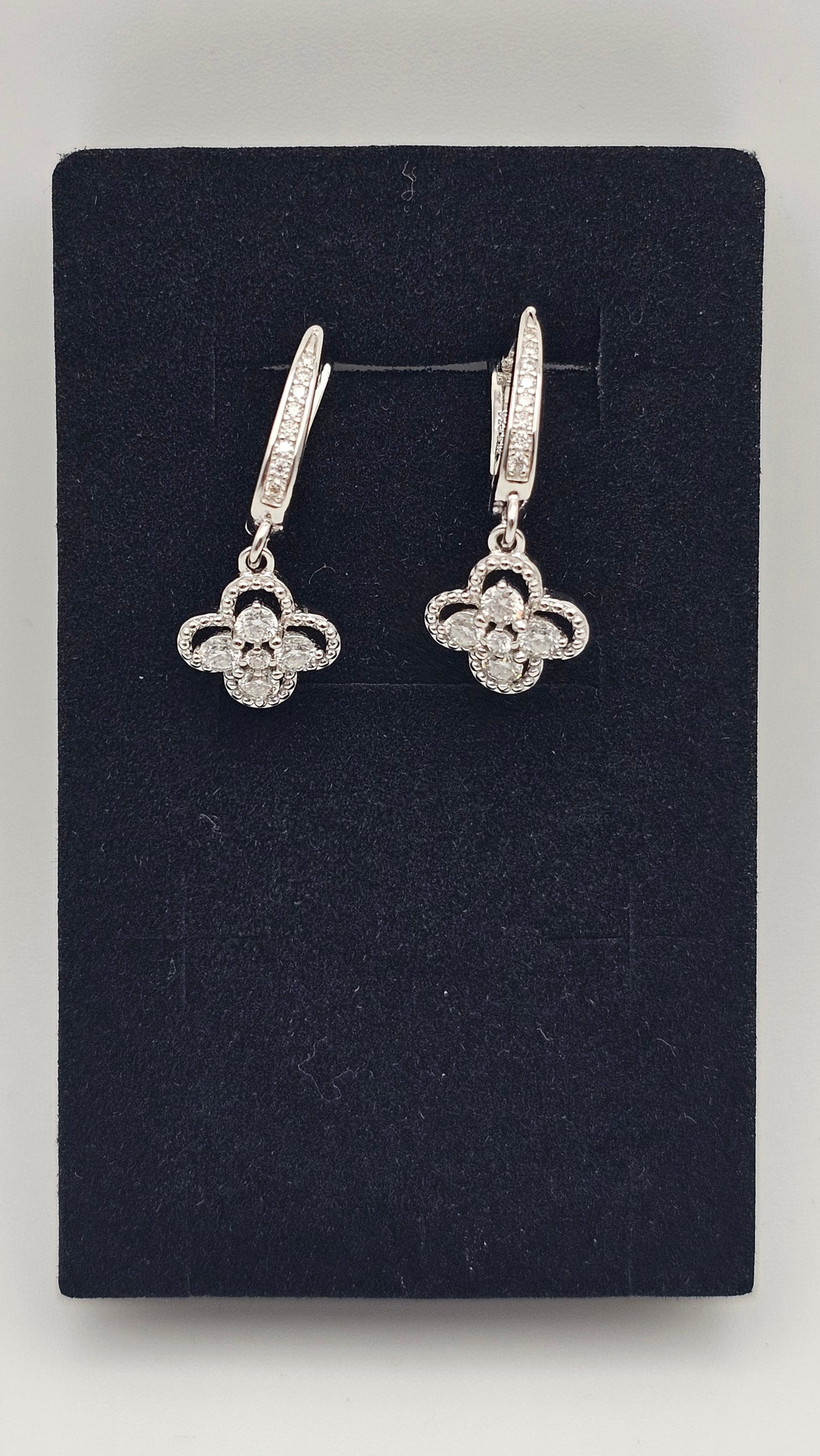 Clover Shaped Moissanite Diamond Earrings | VVS-D Color | 0.63 CTW