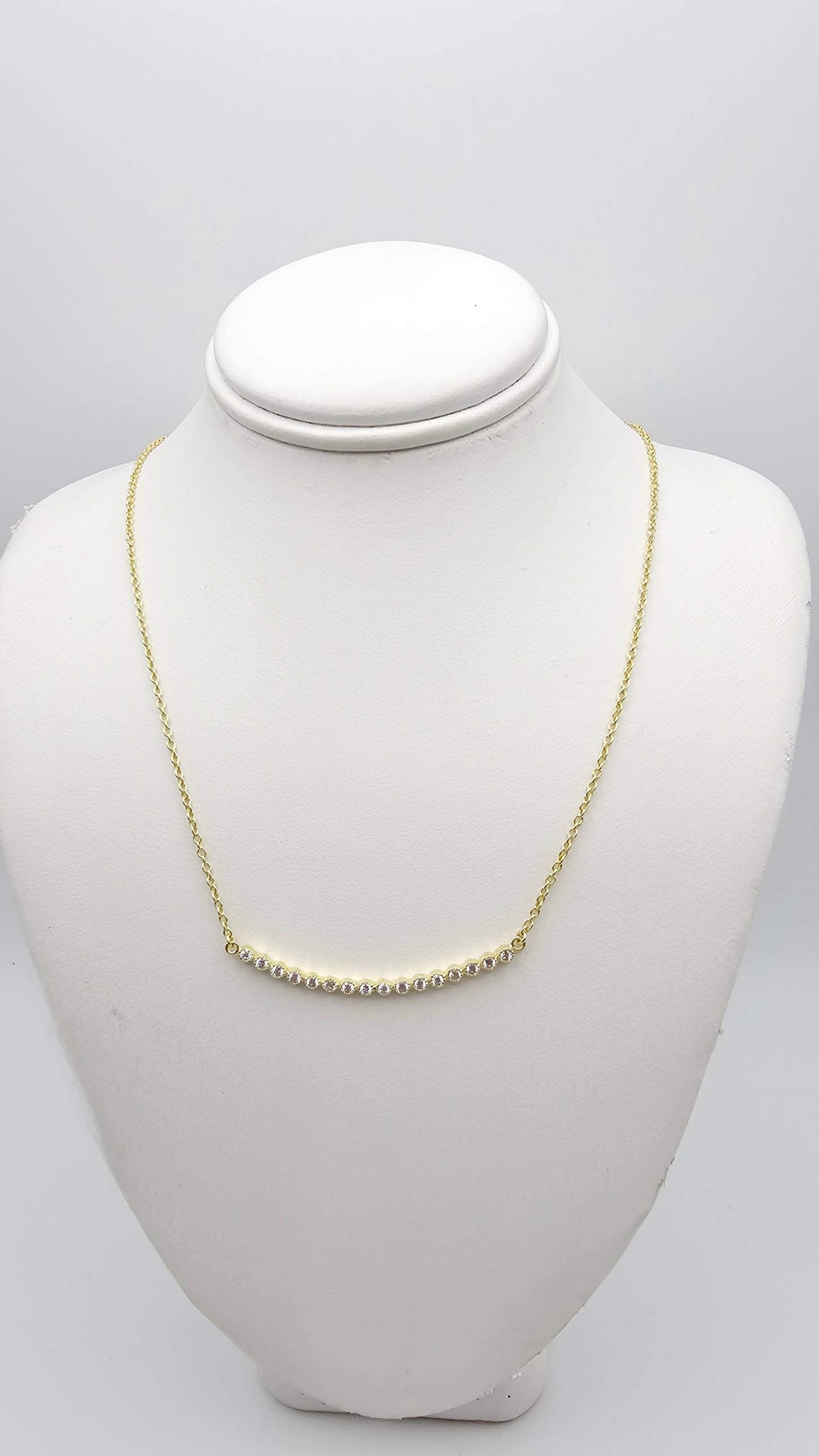 Gold Plated bar necklace in 925 Silver