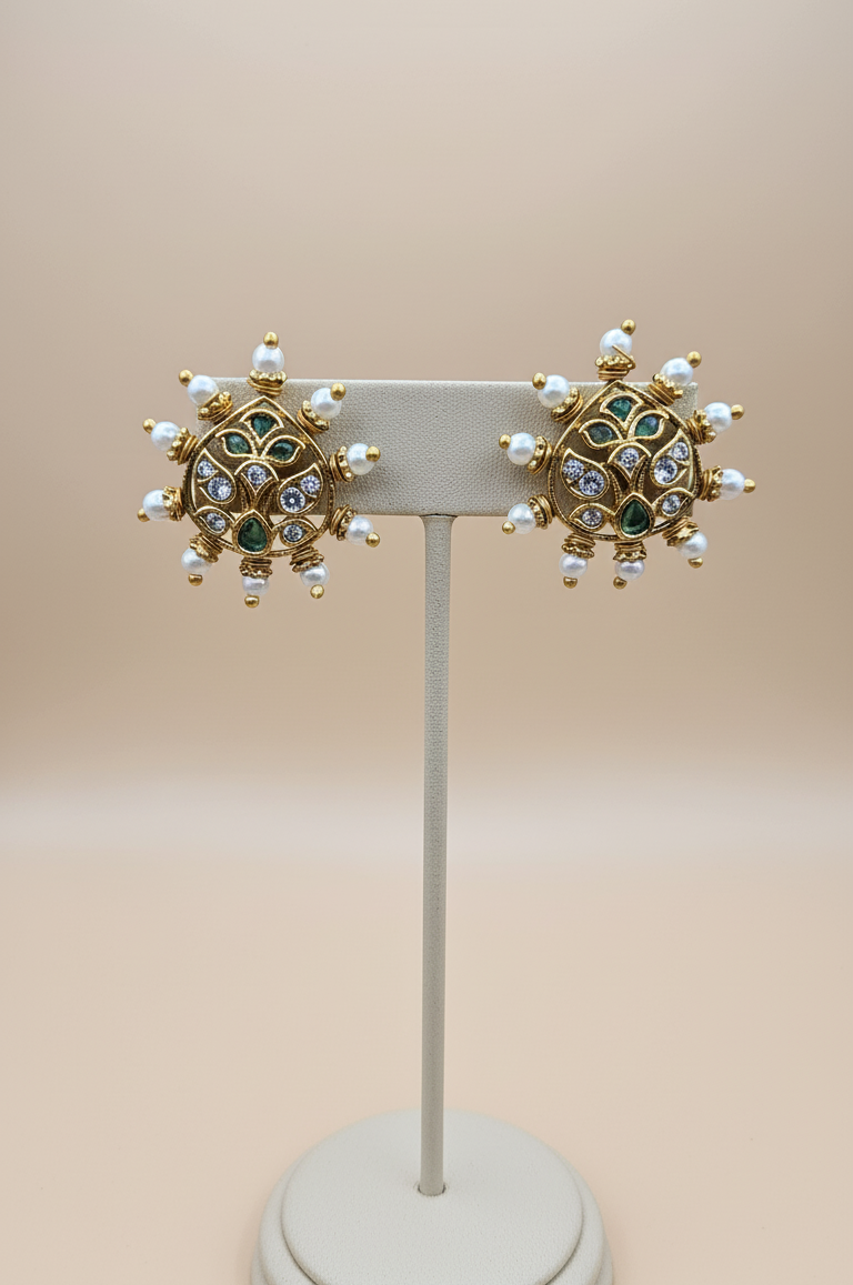 Green and white kundan studs