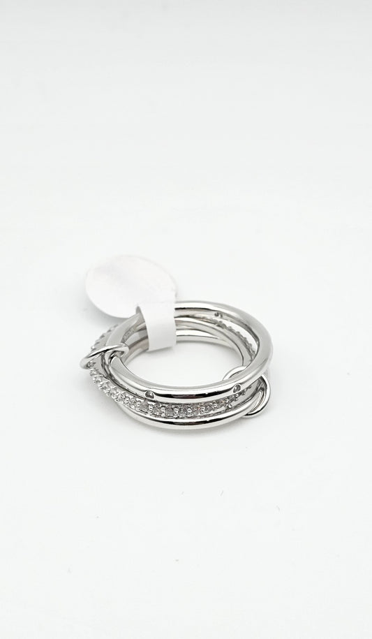Interlocked Stacked ring with white stones| US 7  | 925 Silver
