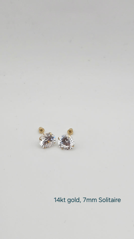 14kt gold 7mm Crystal Stud Solitaire Earrings