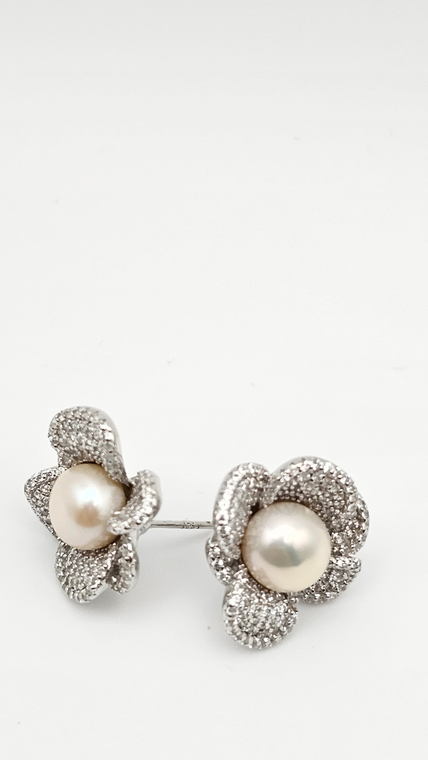 Freshwater Pearl Blossom Earrings – 925 Silver