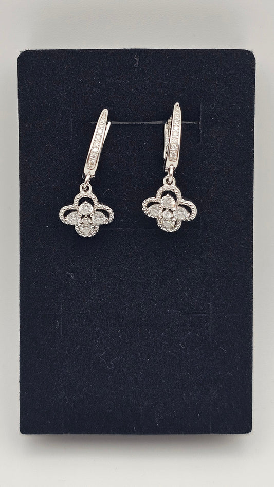 Clover Shaped Moissanite Diamond Earrings | VVS-D Color | 0.63 CTW