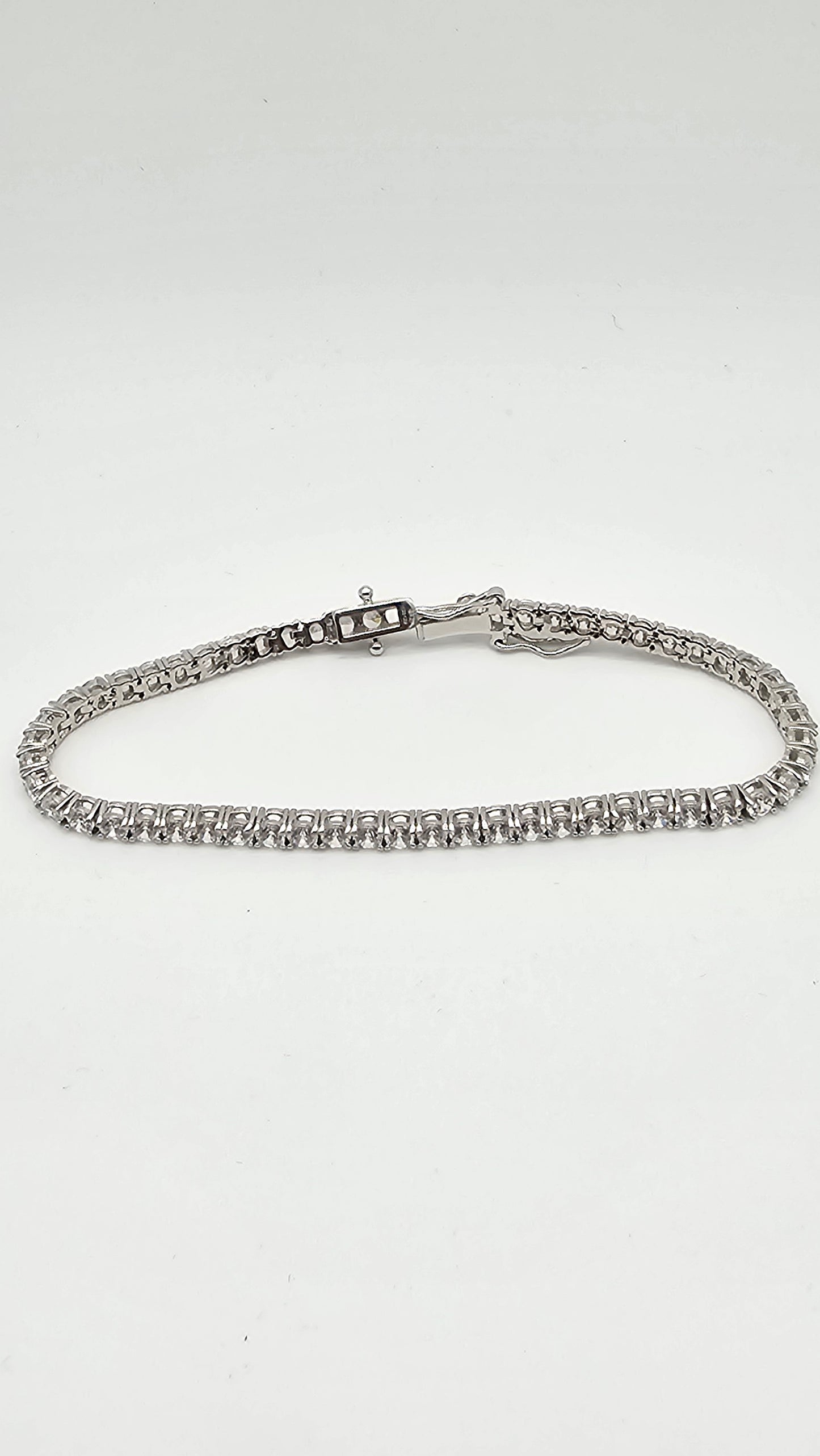 3mm Round Stone Tennis Bracelet with Swarovski® Crystals | 7"