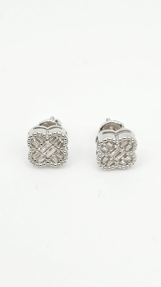 Clover Moissanite Diamond Studs | 0.74 ctw, 2.68 g | VVSD Color