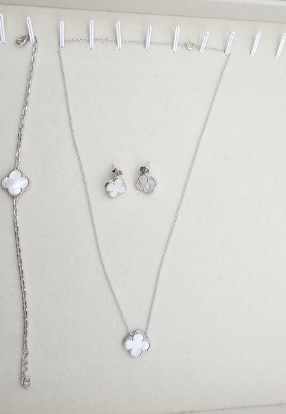 Clover Sets - necklace, earrings, bracelet,  green and white motif, 925 Silver, 18kt gold plated