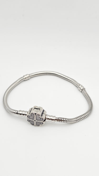Pandora Charm Bracelet with 4 hearts | 925 Silver , 7"