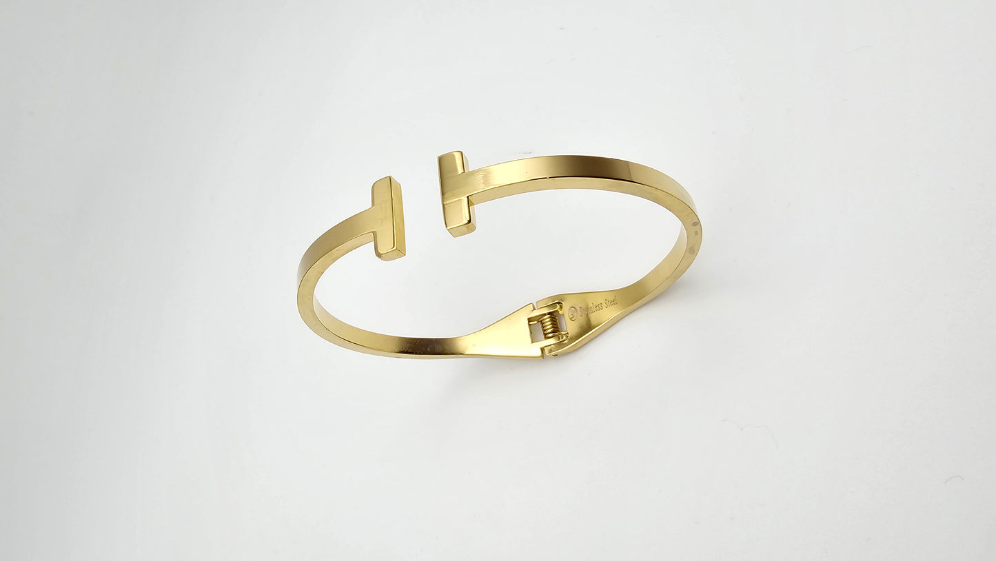 Trendy T bar Bangle