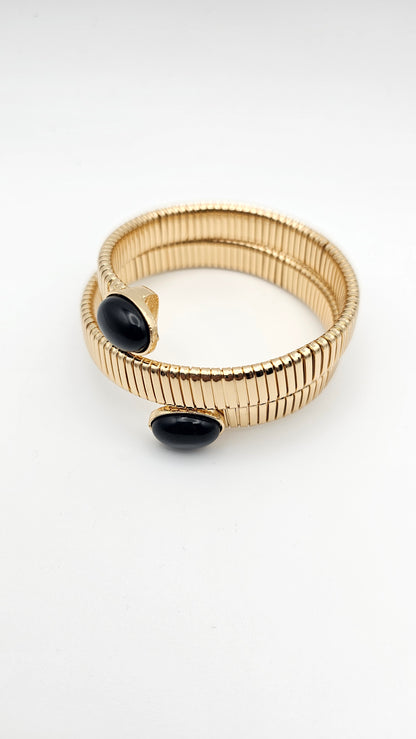 Spiral bangle with Black stone