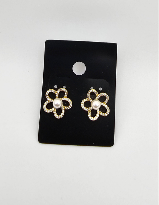 Petal Pearl Flower Stud Earrings – 925 Silver, Gold-Plated