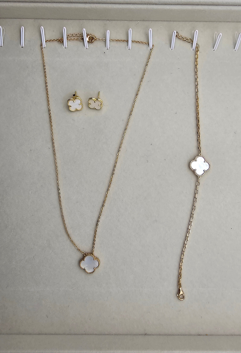 Clover Sets - necklace, earrings, bracelet,  green and white motif, 925 Silver, 18kt gold plated