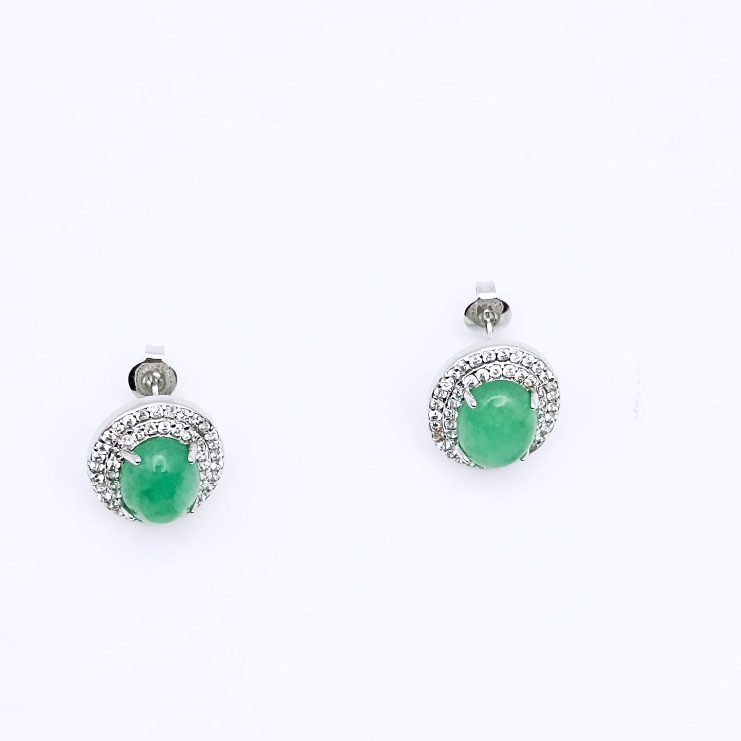 Emerald Oval Shaped Stud Earrings 925 Silver